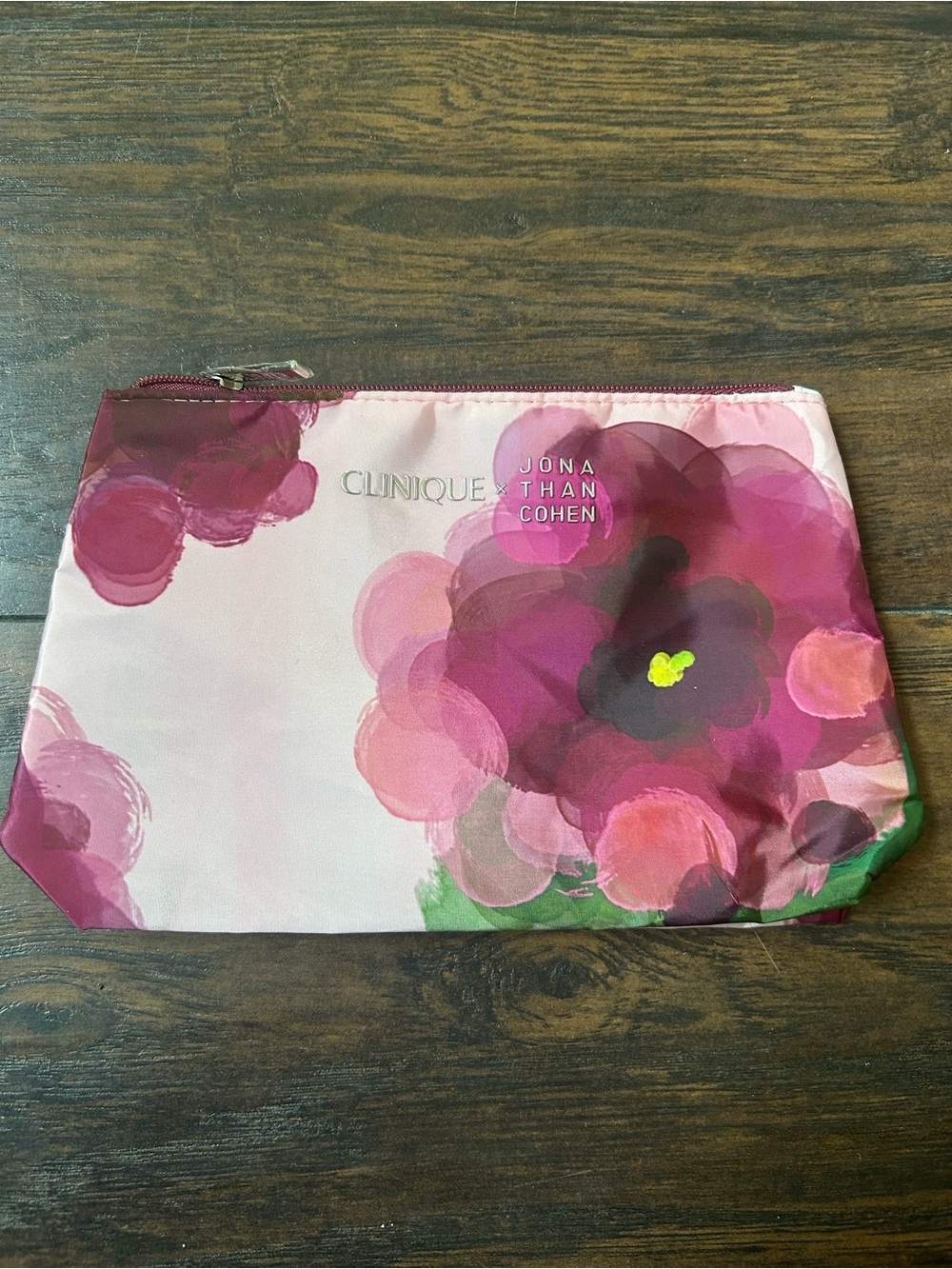 Clinique, Makeup Bag